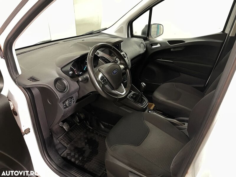 Ford Transit Courier