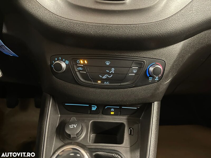 Ford Transit Courier